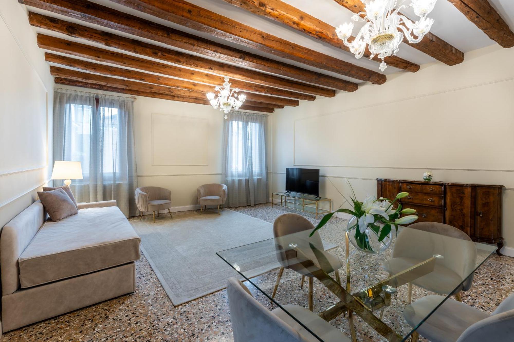 San Vio Palace Luxury Apartments Veneza Exterior foto