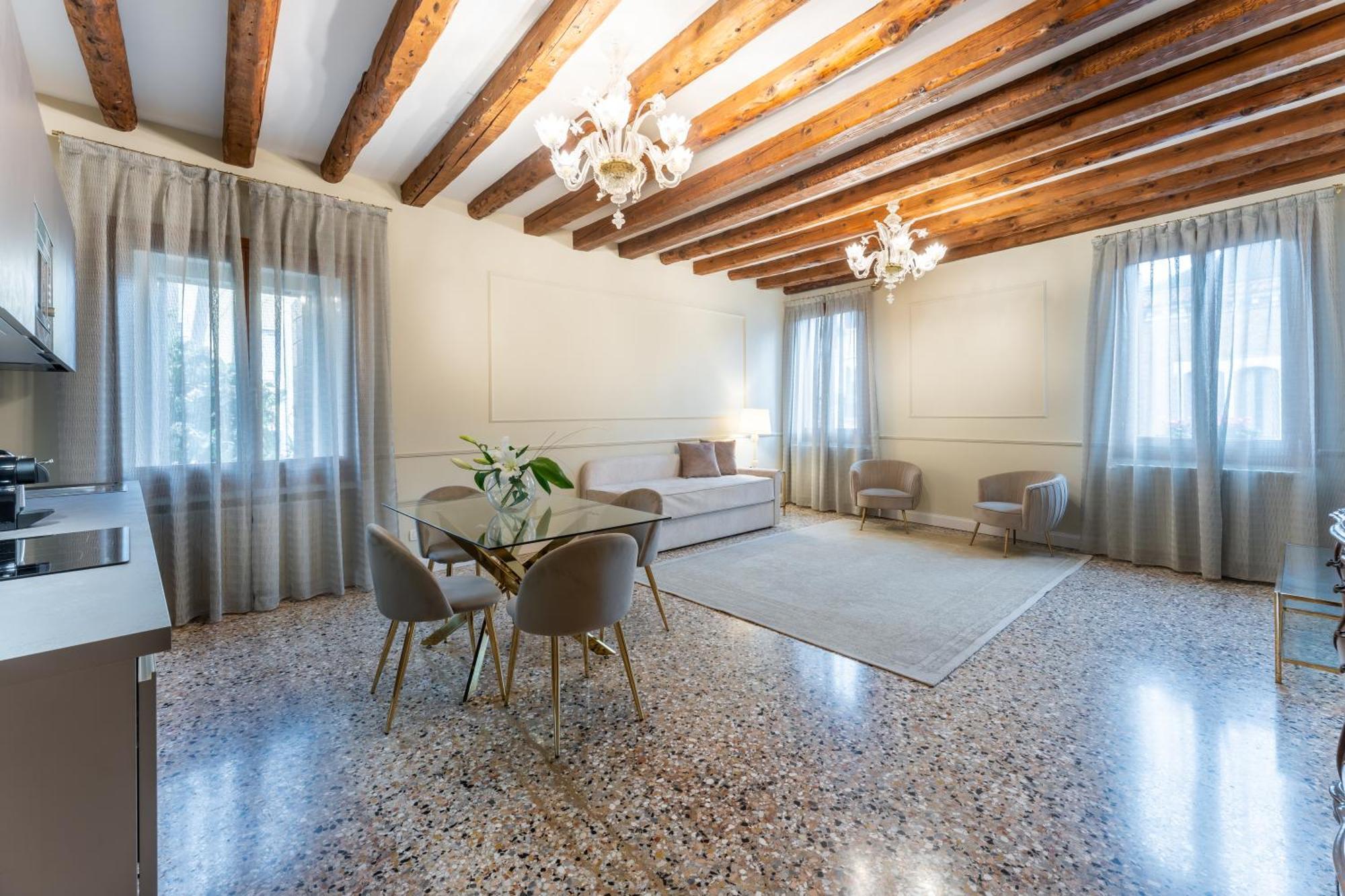 San Vio Palace Luxury Apartments Veneza Exterior foto
