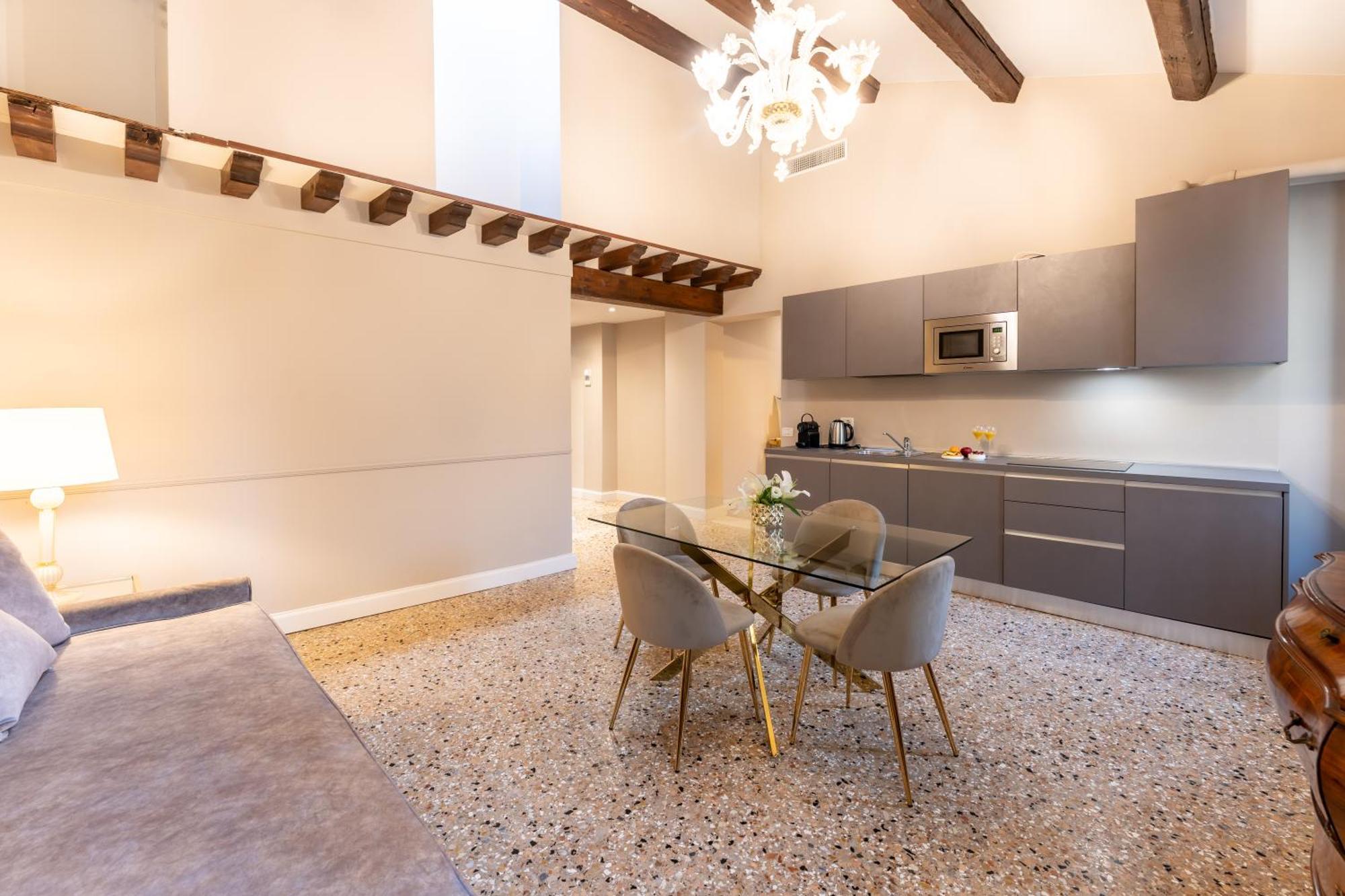 San Vio Palace Luxury Apartments Veneza Exterior foto
