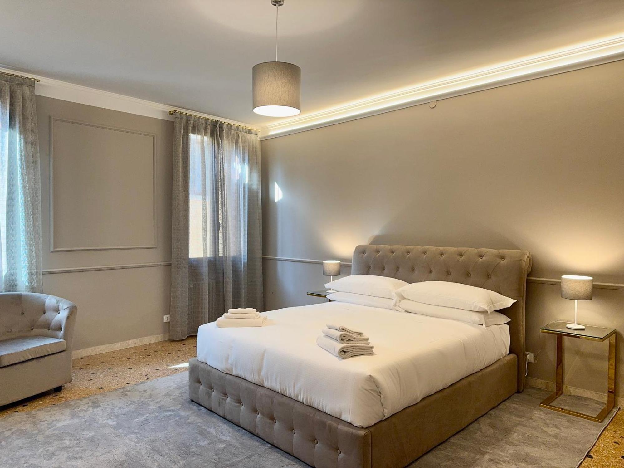 San Vio Palace Luxury Apartments Veneza Exterior foto