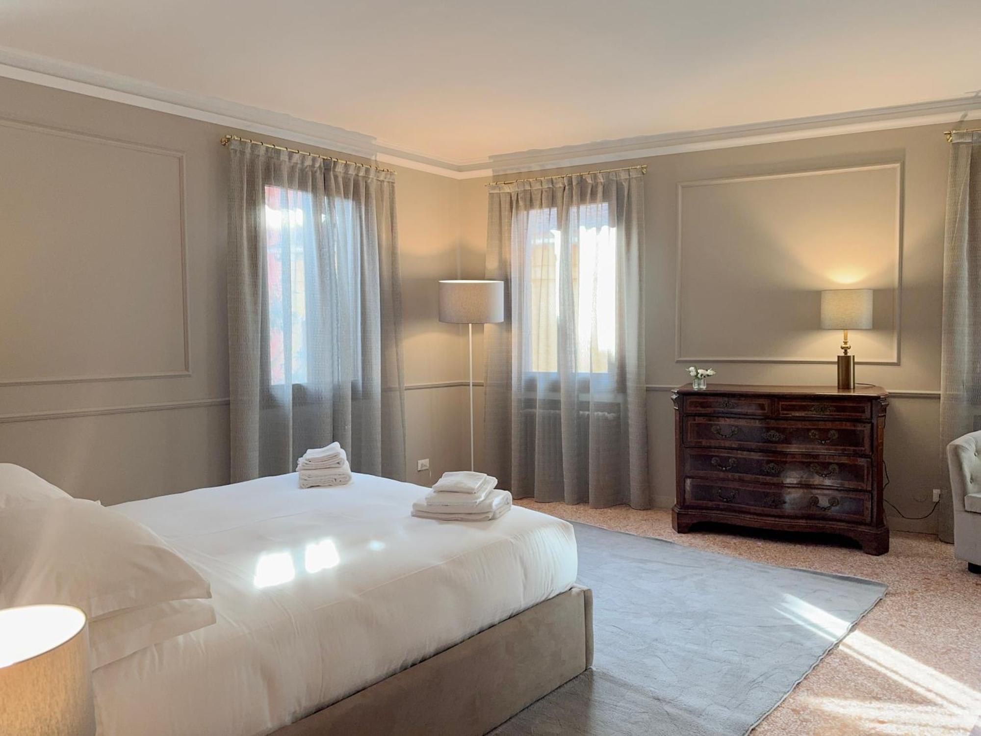 San Vio Palace Luxury Apartments Veneza Exterior foto